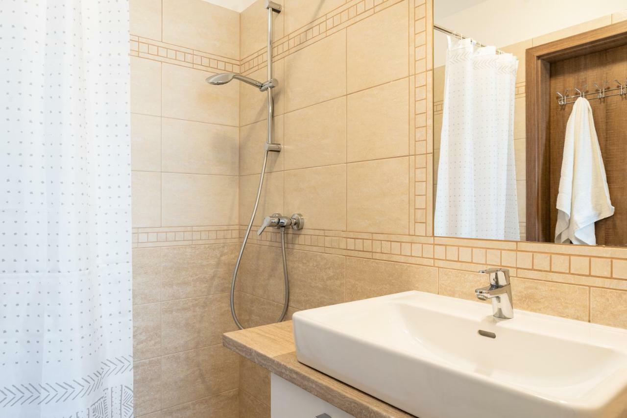 RÁBA Apartman Sárvár Exterior foto