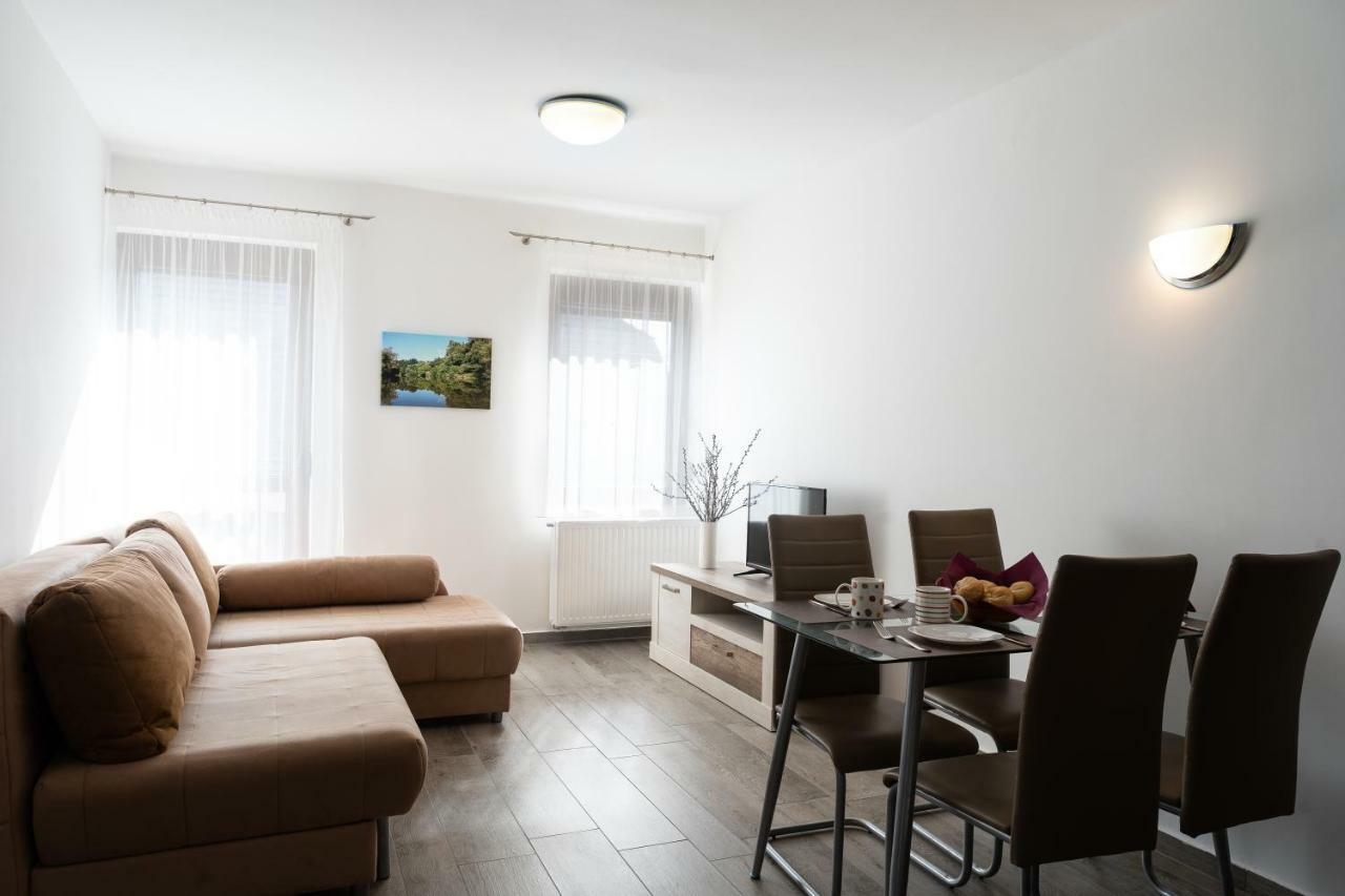 RÁBA Apartman Sárvár Exterior foto