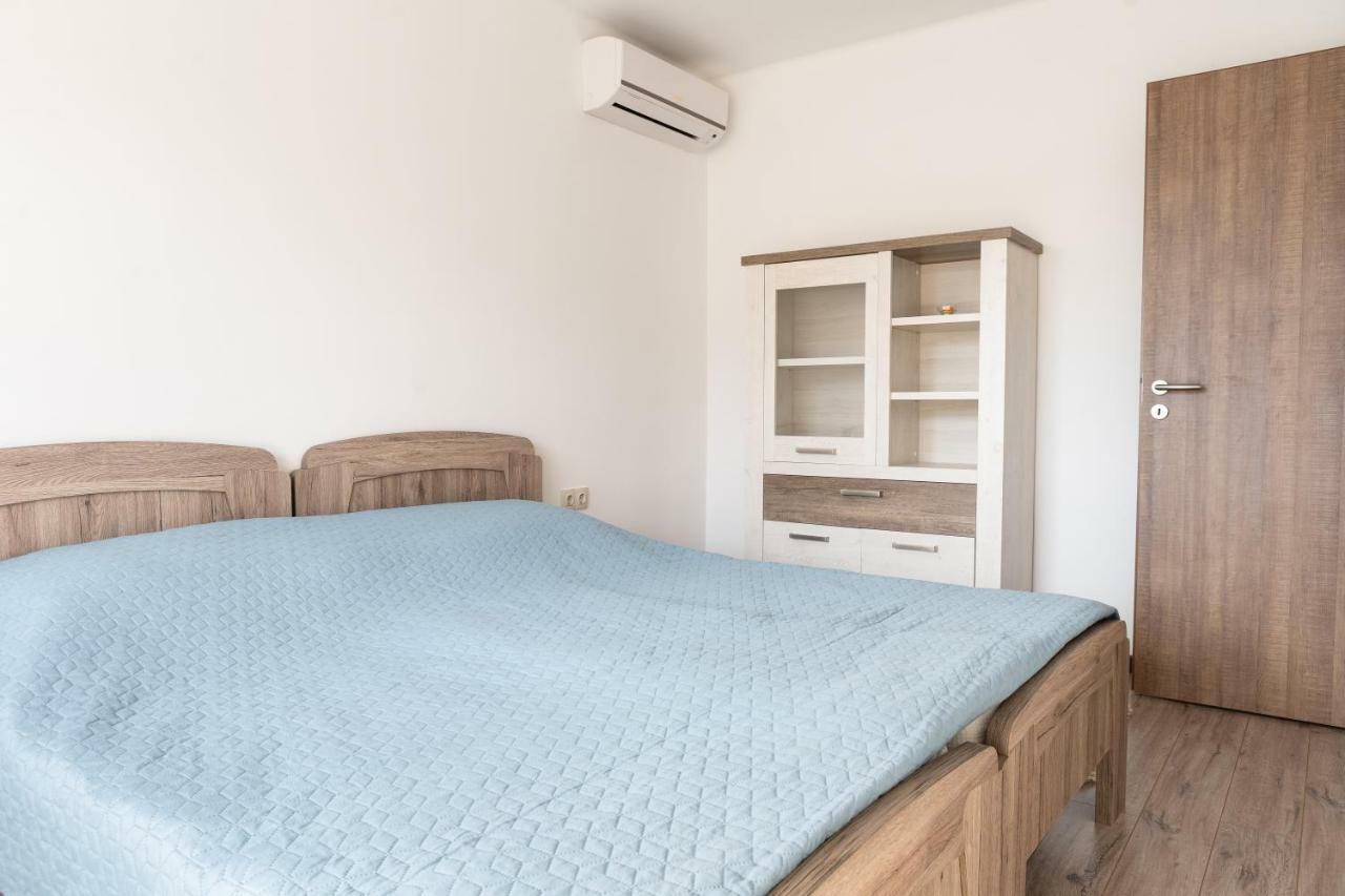 RÁBA Apartman Sárvár Exterior foto